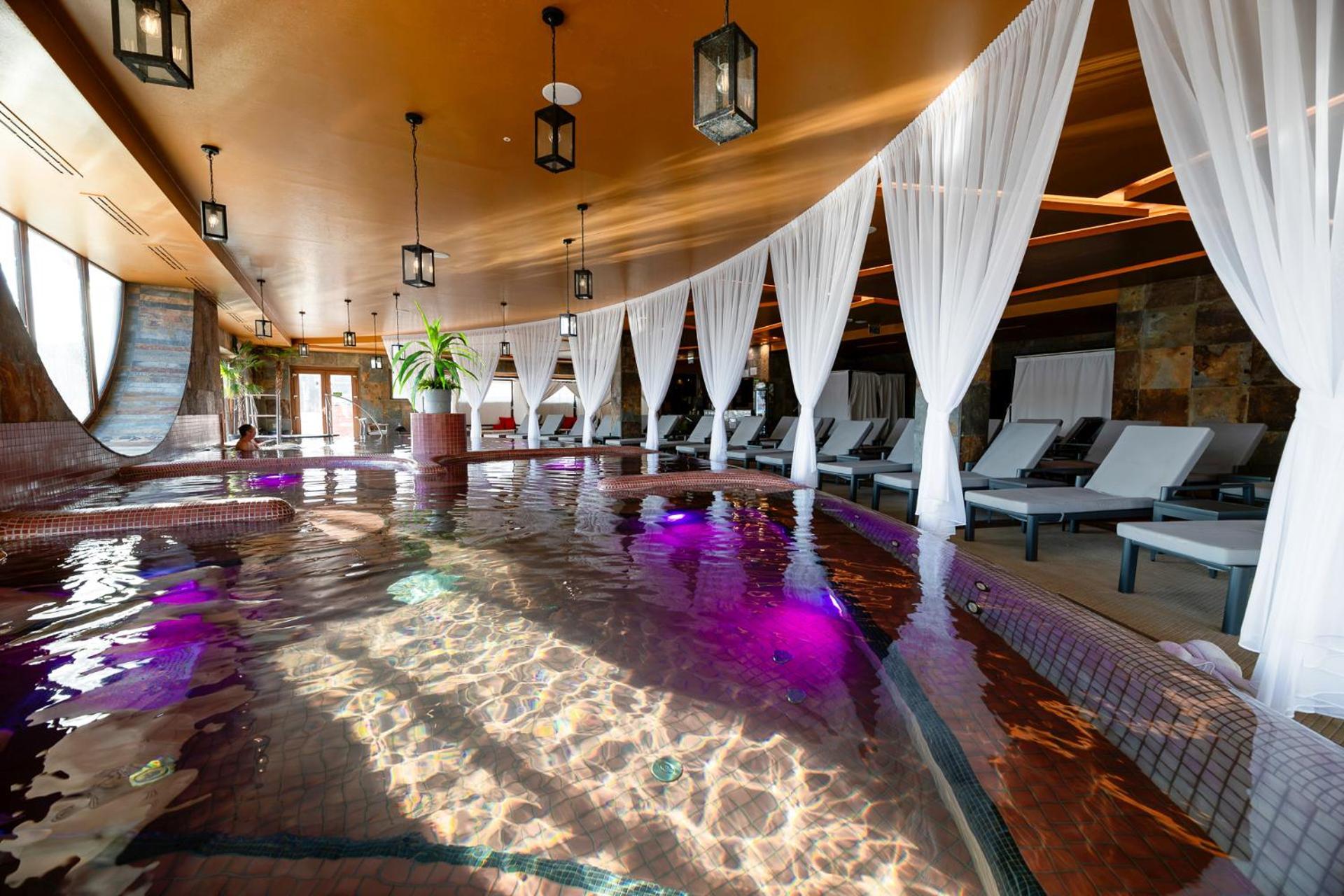 Allure Healthy Hotel & Spa Eger Exterior foto